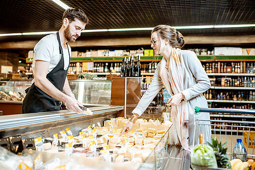 Halfrut Elevates the Cheese Experience at Bonpreu / Esclat with the New Q250 Cheese Cutting Machines